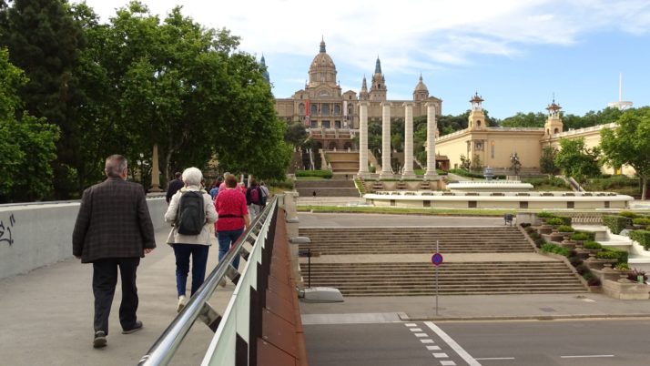 L’excursió de Camins d’Ateneus a Sants-Montjuïc, tot un èxit